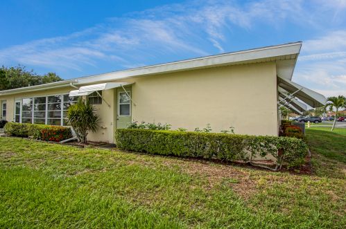 406 Sandpiper Dr, Fort Pierce FL  34982-6792 exterior