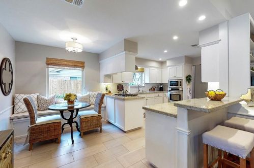 2018 Thousand Pne Dr, Humble TX 77339-3147 exterior