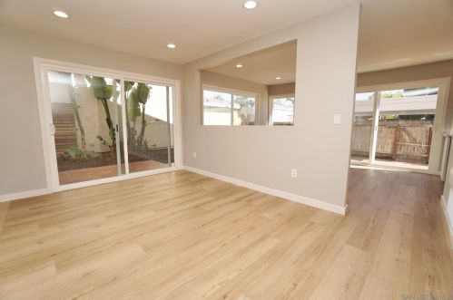 10778 Esmeraldas Dr, San Diego CA 92124-2010 exterior