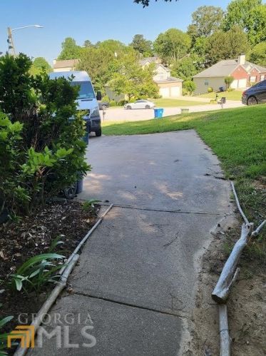 750 Legacy Pl, Atlanta GA  30331-6378 exterior