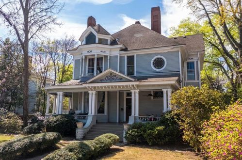 146 Hurt St, Atlanta, GA 30307-2538