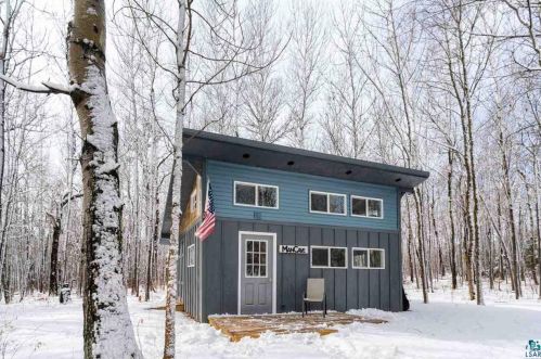 9127 Superior St, Duluth MN 55812-2139 exterior