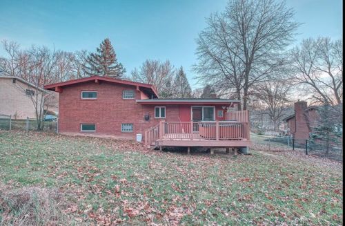 622 Fort Couch Rd, Pittsburgh PA 15241-2070 exterior