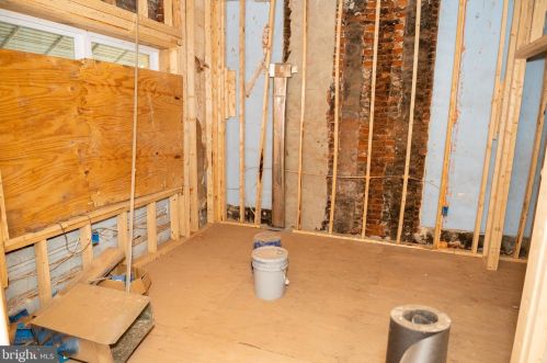 2028 29 St, Philadelphia PA 19132-3022 exterior