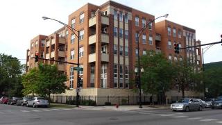 3550 Montrose Ave, Chicago IL  60618-1191 exterior