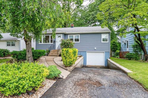 47 Wisteria St, Edison, NJ 08817-4263