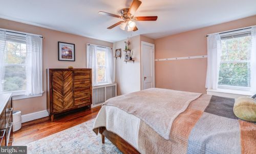 32 Abernethy Dr, Trenton NJ 08618-5003 exterior