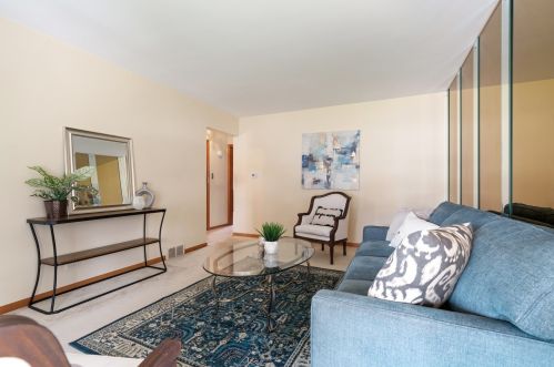 4731 Octavia Ave, Chicago IL 60706-4608 exterior