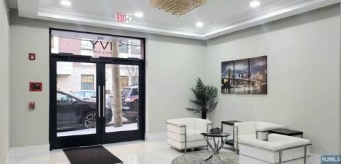 4710 Park Ave, Union City NJ  07086-8811 exterior