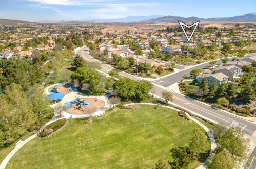 31929 Avenida Enrique, Temecula CA 92591-2145 exterior