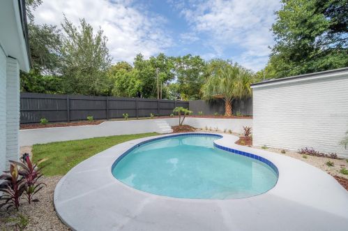 7202 15th St, Tampa FL  33610-1210 exterior