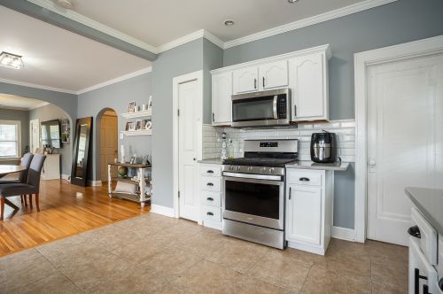 1018 Pr Ave, Joliet IL 60435-6022 exterior