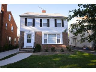 4113 Bushnell Rd, Cleveland OH  44118-3307 exterior