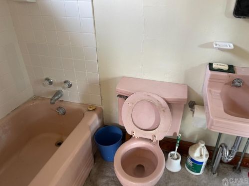 46 Lincoln Ave, New Brunswick NJ 08904-2741 exterior