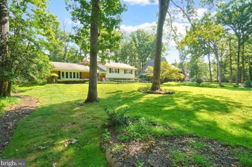 14515 Carrolton Rd, Rockville, MD 20853-1915