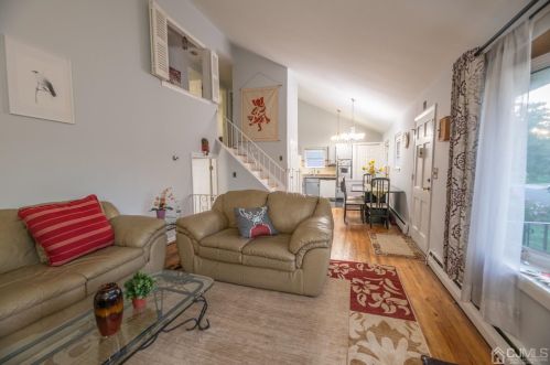 15 Sims Rd, Edison NJ 08817-3034 exterior