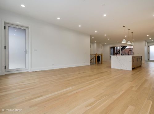 2030 Spaulding Ave, Chicago IL 60647-3736 exterior