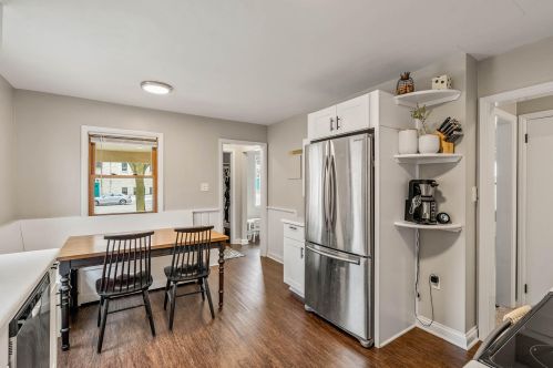 8624 Becher St, Milwaukee WI  53227-1726 exterior