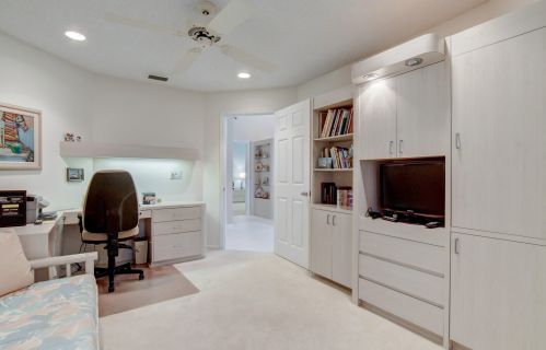 6264 Greenspointe Dr, Boynton Beach FL 33437-4915 exterior