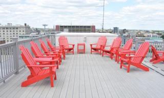 303 Vine St, Philadelphia PA  19106-1142 exterior