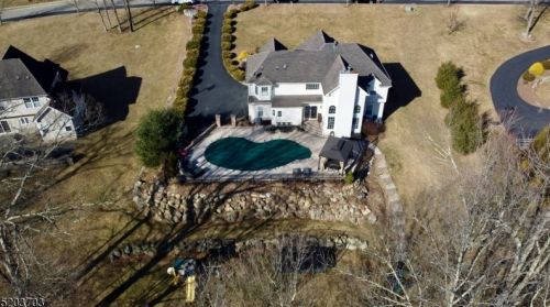 6 Ascot Ln, Sparta NJ 07871-2869 exterior