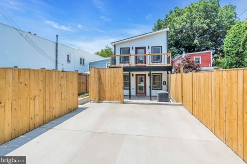 315 Patrick St, Alexandria VA 22314-2443 exterior