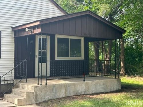 56085 Francis Ave, Mishawaka, IN 46545-7507