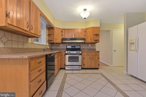 12817 Jingle Ln, Silver Spring MD 20906-3736 exterior