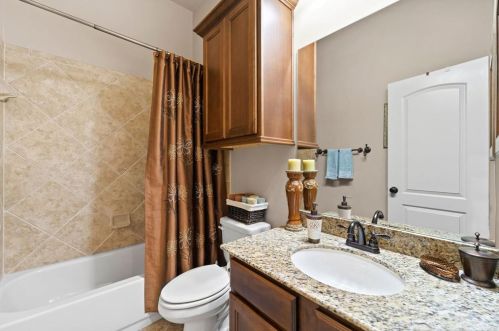 161 Frst Hts Ln, Montgomery TX 77316-2807 exterior