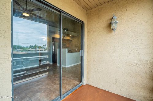 1241 48th St, Phoenix AZ 85008-5946 exterior