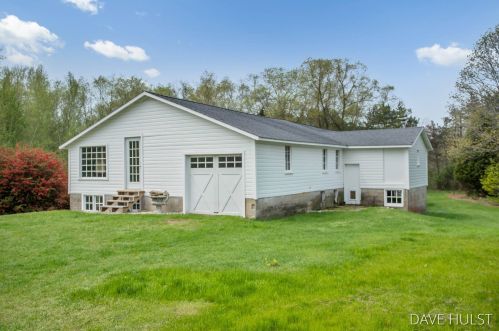 2368 68 St, Fennville MI 49408-9624 exterior