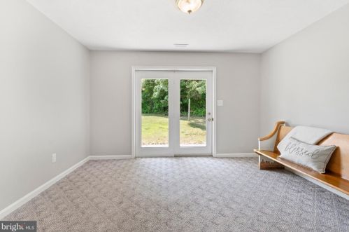 801 White Marsh Ct, Huntingtown MD 20639-2802 exterior