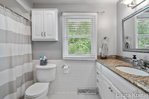 692 Park St, Grand Rapids MI 49525-2571 exterior