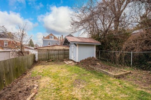 1036 Mirror St, Pittsburgh PA 15217-2646 exterior