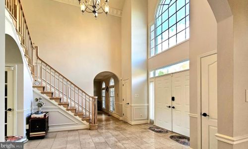 17815 Fraley Farm Rd, Rockville MD 20855-1664 exterior