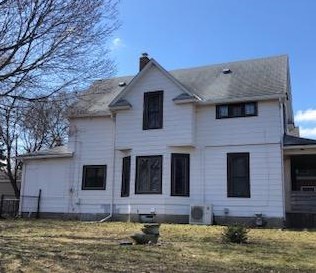 1044 Burns Ave, Saint Paul, MN 55106-6704