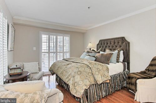 311 Cameron Sta Blvd, Alexandria VA 22304-8600 exterior