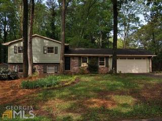 3876 Gloucester Dr, Tucker GA  30084-7207 exterior