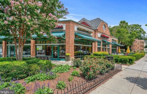 2902 Porter St, Washington DC 20008-3286 exterior