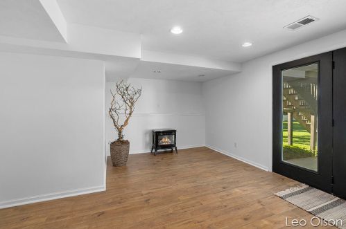 5247 Grn Pne Ct, Grand Rapids MI 49508-6124 exterior