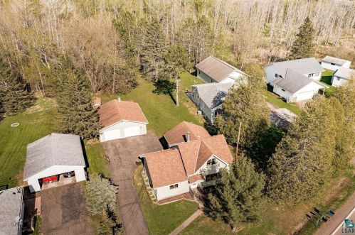 1702 Swan Lake Rd, Duluth MN 55811-4615 exterior