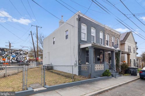 1845 Capitol Ave, Washington DC  20002-1767 exterior