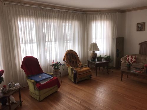 7826 Indiana Ave, Chicago IL 60619-2332 exterior