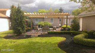 6536 Royalwood Rd, Cleveland OH  44133-3954 exterior