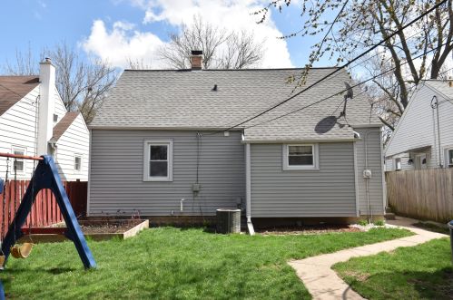 935 113, Milwaukee WI 53226-3401 exterior