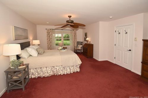 48 Box Mtn Dr, Vernon CT 06066-6305 exterior