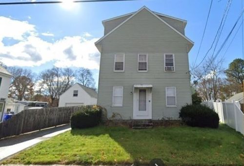 55 Plain St, Taunton, MA 02780-4916