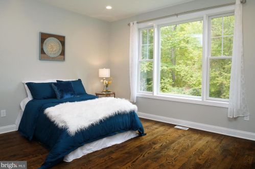 184 Mansgrove Rd, Princeton NJ exterior