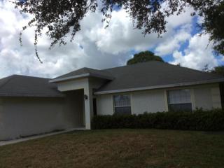 308 Hibiscus St, Fort Pierce FL  34983-1658 exterior