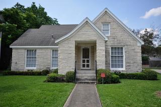 2802 Plumb St, Houston TX  77005-3056 exterior